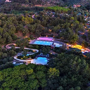 camping-glamping-resort-vallicella.it-tuscanyhotel.com/